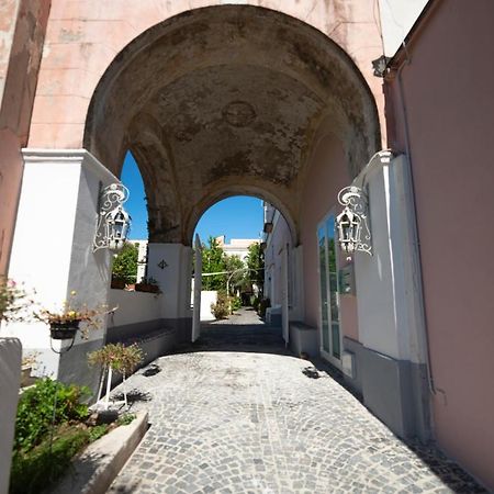 Controvento In Villa Eldorado Procida Eksteriør bilde