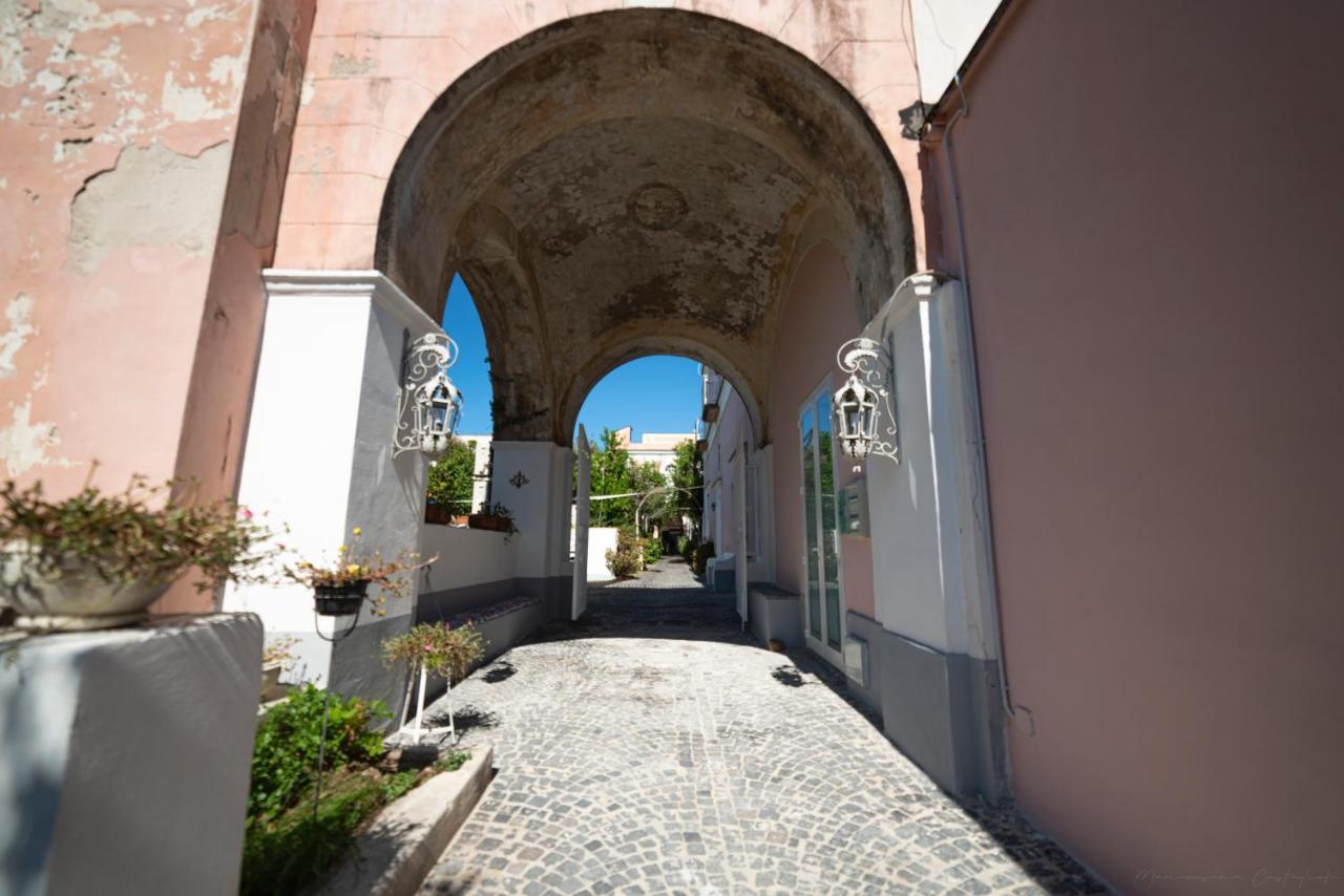 Controvento In Villa Eldorado Procida Eksteriør bilde